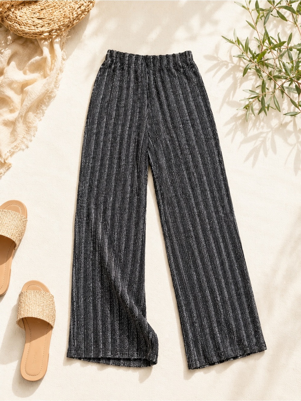 Silver & Black Stretch Mettalic Knit Pant Size Small